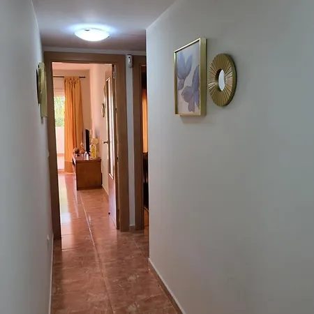 ¡bajo Precioso Con Salida Directa A La Piscina Comunitaria En Paraiso De Vera! Vera