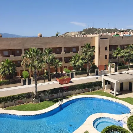 ¡bajo Precioso Con Salida Directa A La Piscina Comunitaria En Paraiso De Vera! * Vera