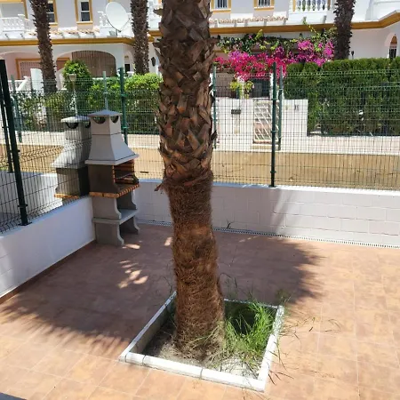 ¡bajo Precioso Con Salida Directa A La Piscina Comunitaria En Paraiso De Vera! Apartment