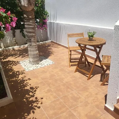 ¡bajo Precioso Con Salida Directa A La Piscina Comunitaria En Paraiso De Vera! Vera