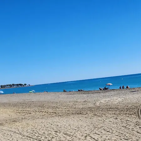 ¡bajo Precioso Con Salida Directa A La Piscina Comunitaria En Paraiso De Vera! Vera